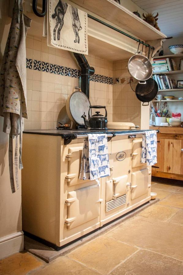 Bed and Breakfast Milton Farm East Knoyle Exterior foto