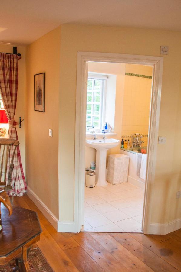 Bed and Breakfast Milton Farm East Knoyle Exterior foto